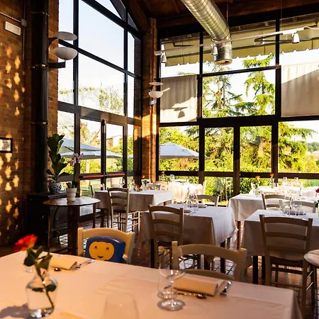 팜스테이 Tenuta Monvillone & Restaurant *