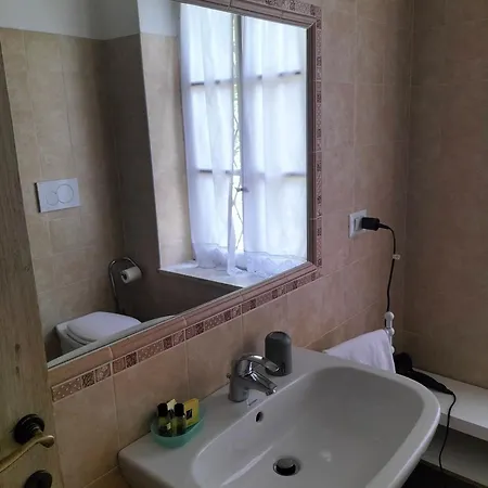 Tenuta Monvillone & Restaurant Farm stay *