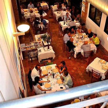 Farm stay Tenuta Monvillone & Restaurant Cereseto