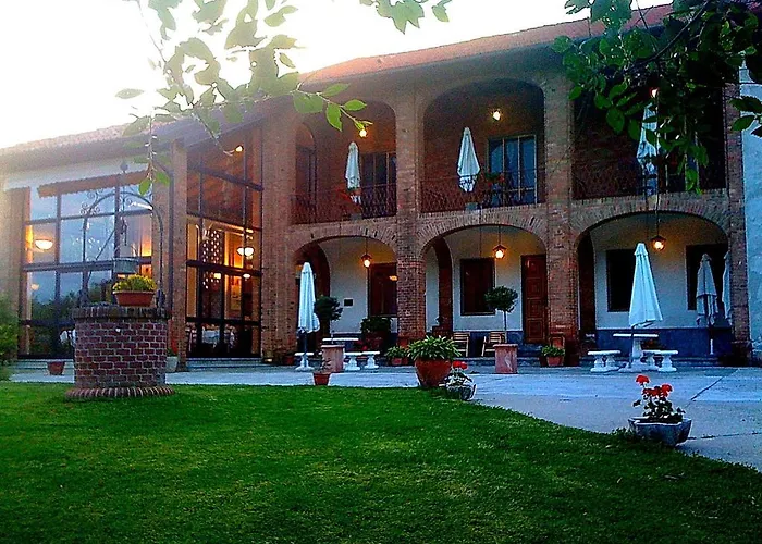 农家乐 Tenuta Monvillone & Restaurant *